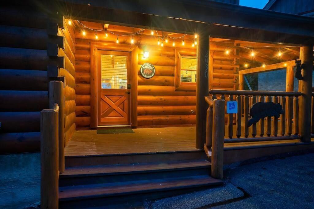 Cabin-N-Smokys! Indoor Resort Pool Views Hot Tub Game Room Sevierville Exterior foto