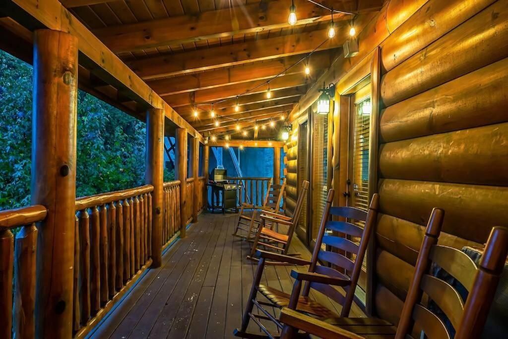 Cabin-N-Smokys! Indoor Resort Pool Views Hot Tub Game Room Sevierville Exterior foto