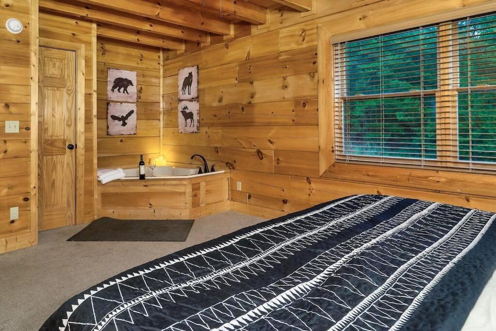 Cabin-N-Smokys! Indoor Resort Pool Views Hot Tub Game Room Sevierville Exterior foto